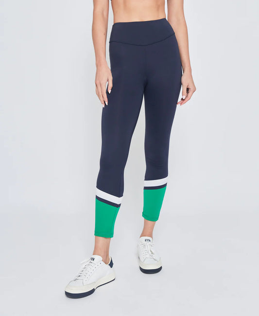 PERFORMANCE LEGGING
